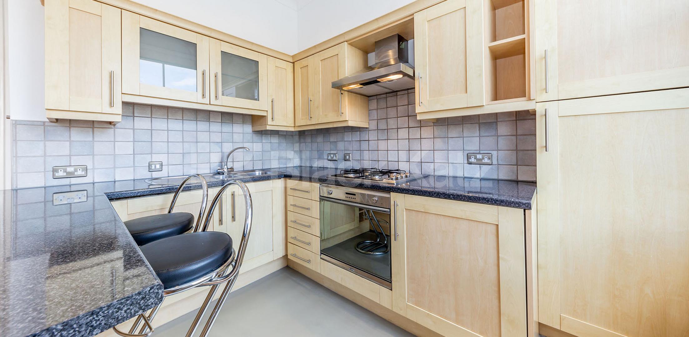 Recently refurbished one bedroom flat set with a period house near tube & shops Tufnell Park Road, Tufnell Park